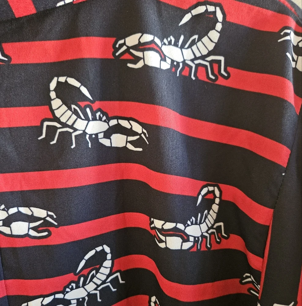 Eloquii Tie Front Scorpion Blouse - Picture 8 of 8